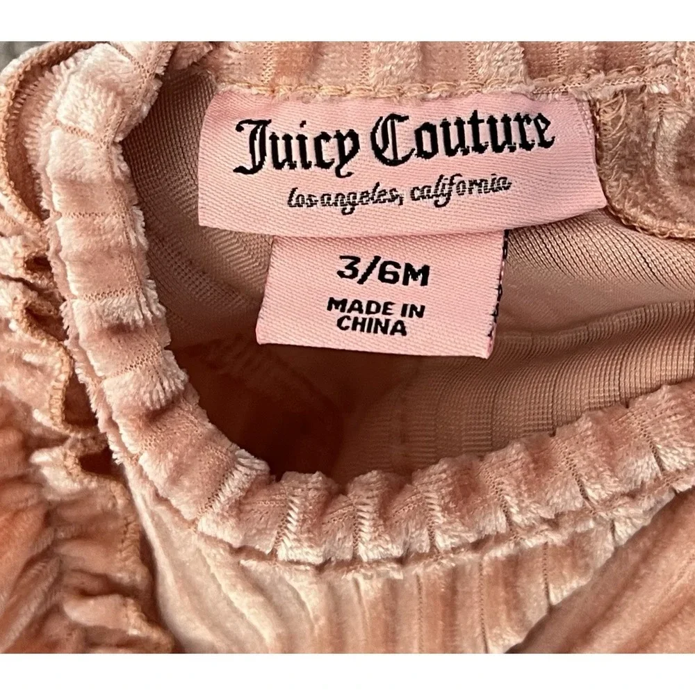 Juicy Couture‎ Velvet Dress Baby Girl 3/6 Months Pink Ribbed Ruffle Keyhole